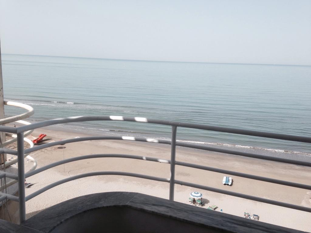 Espana Aparthotel Shkallnur Exterior photo